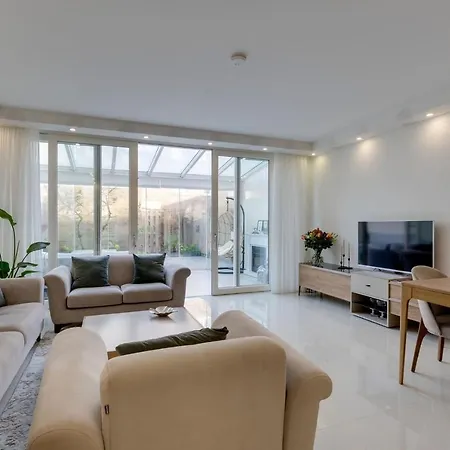 Luxury Penthouse In Center * Zürich